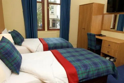 The Pipers Tryst Hotel