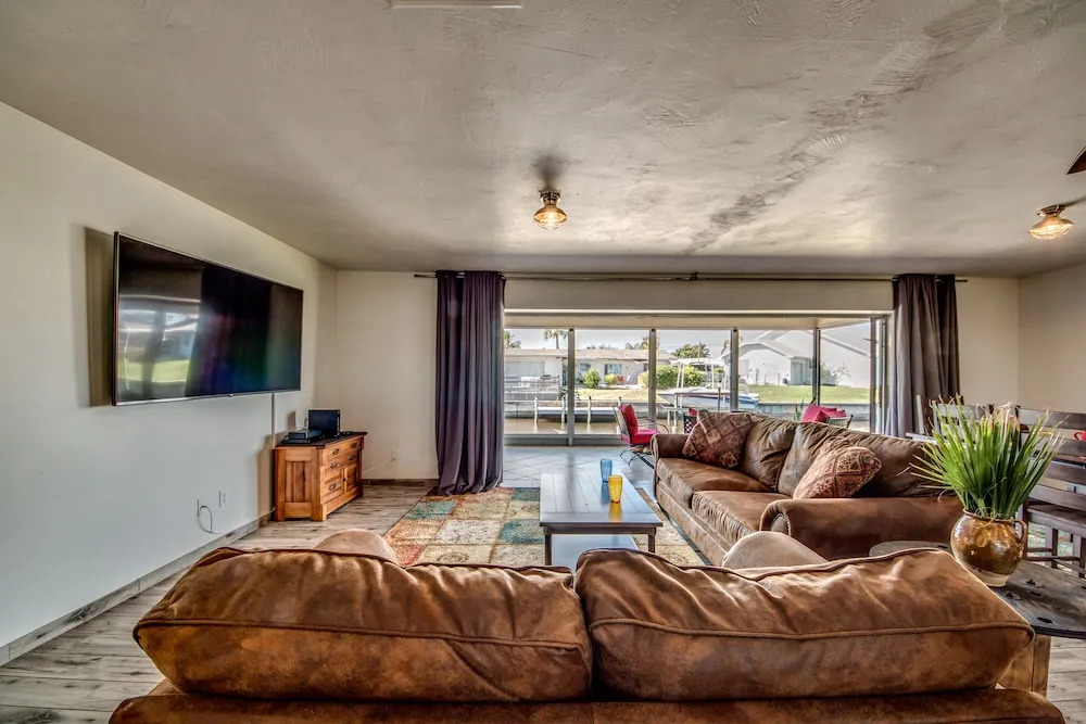 Villa Waterway - Roelens Vacations