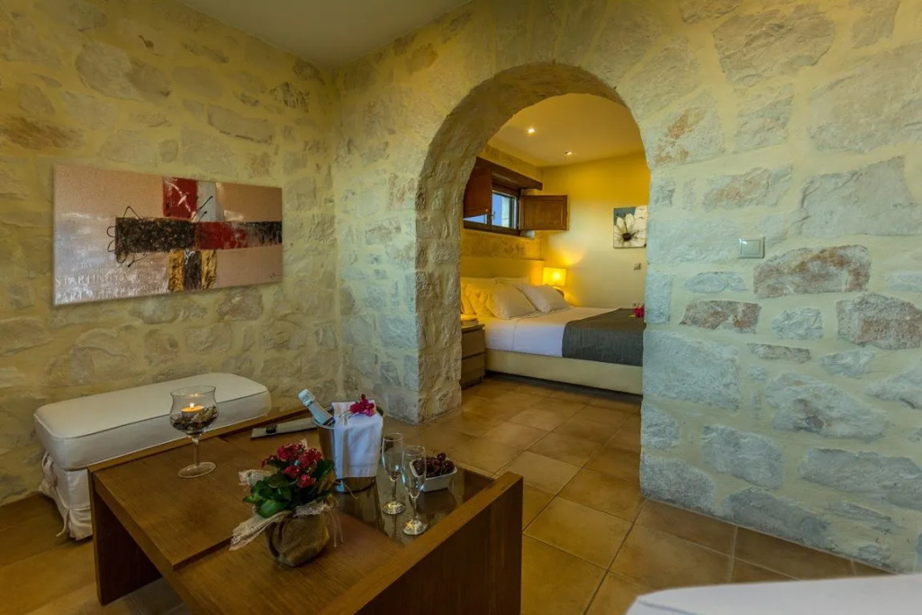 Exensian Villas & Suites
