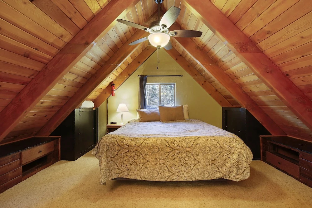 Studio with Central South Lake Tahoe Location Apts