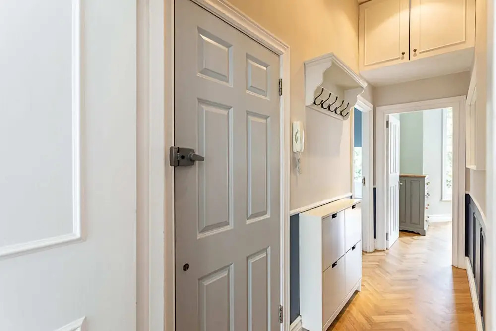Newly Renovated One Bedroom Kensington Flat