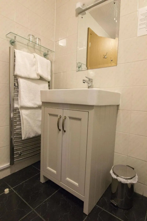 St. Davids Cross Hotel