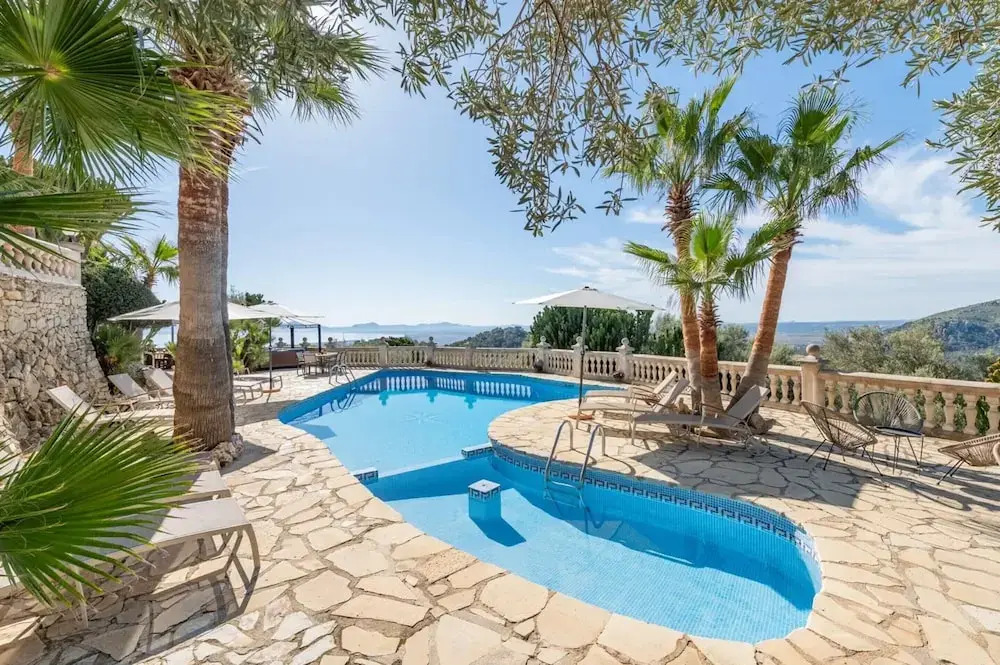 Hilltop Villa in Alcudia With Bays Views