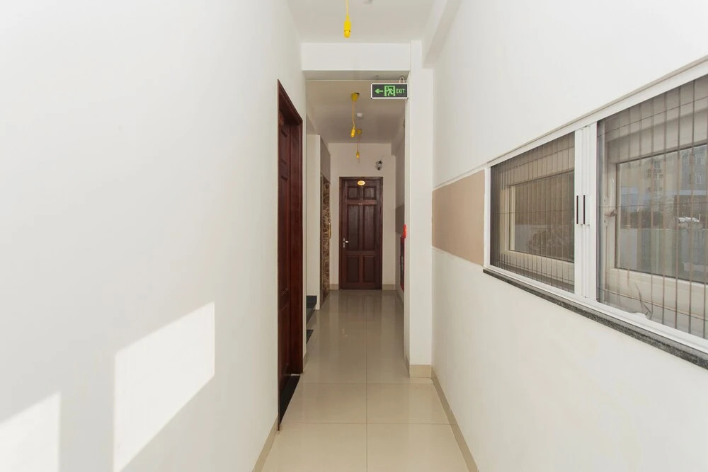 OYO 956 Hung Thinh Koreana Hotel