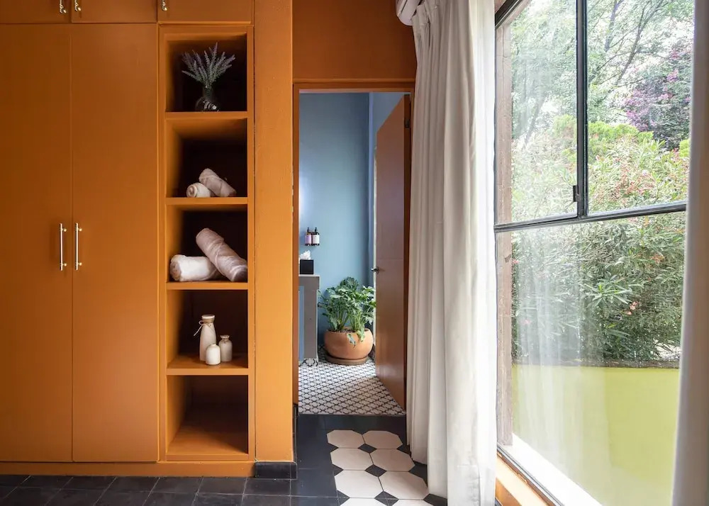 Vibrant 3Bed Villa - A Deco Retreat