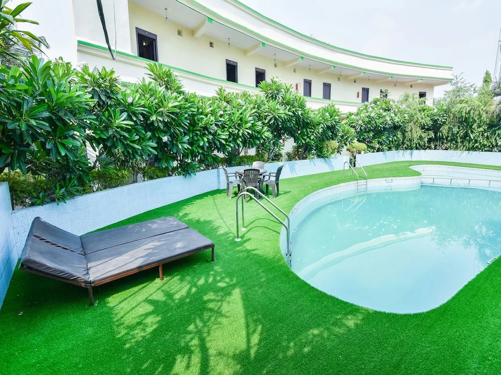 OYO 15592 Inn The Wild Resort