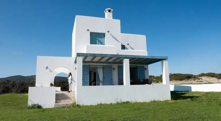 Aloustina Villa