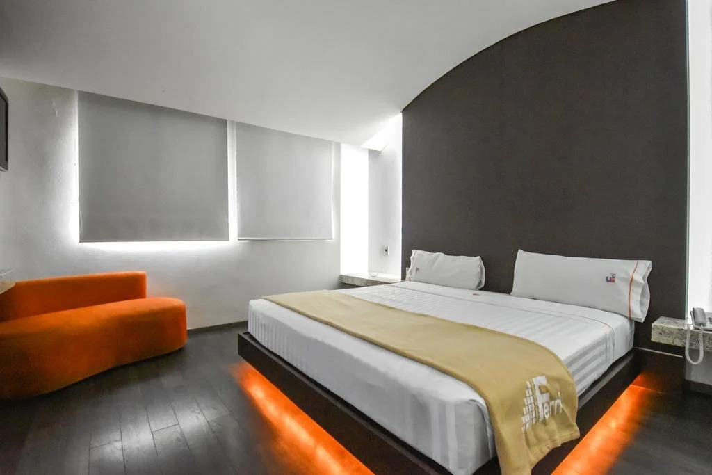 Hotel & Suites Ferri