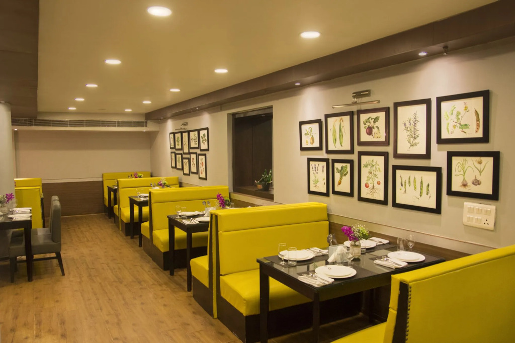 Rockland Hotel, C.R Park