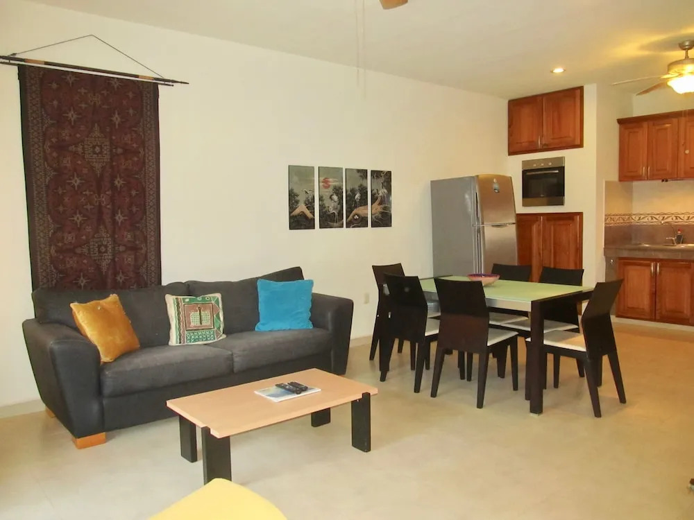 Arcoiris Family Condos by Playa Paradise
