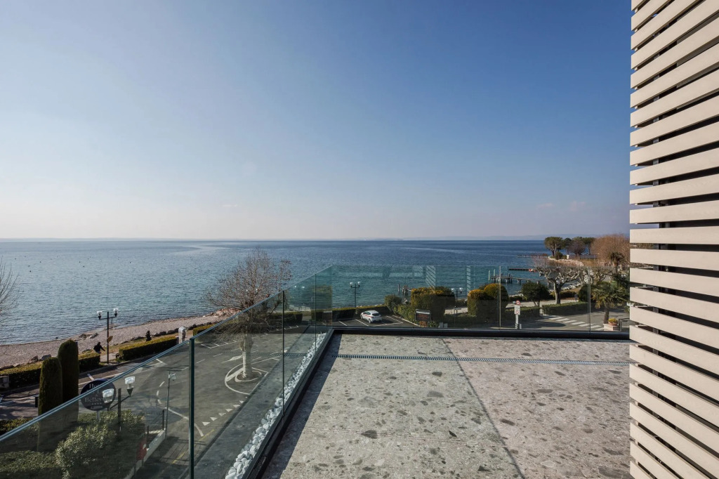 MaisonMe Boutique Hotel