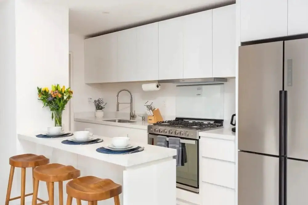 3BD Condo near Beach and Marina