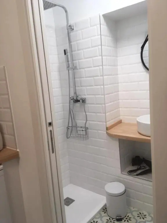 APARTAMENTOS A RODA