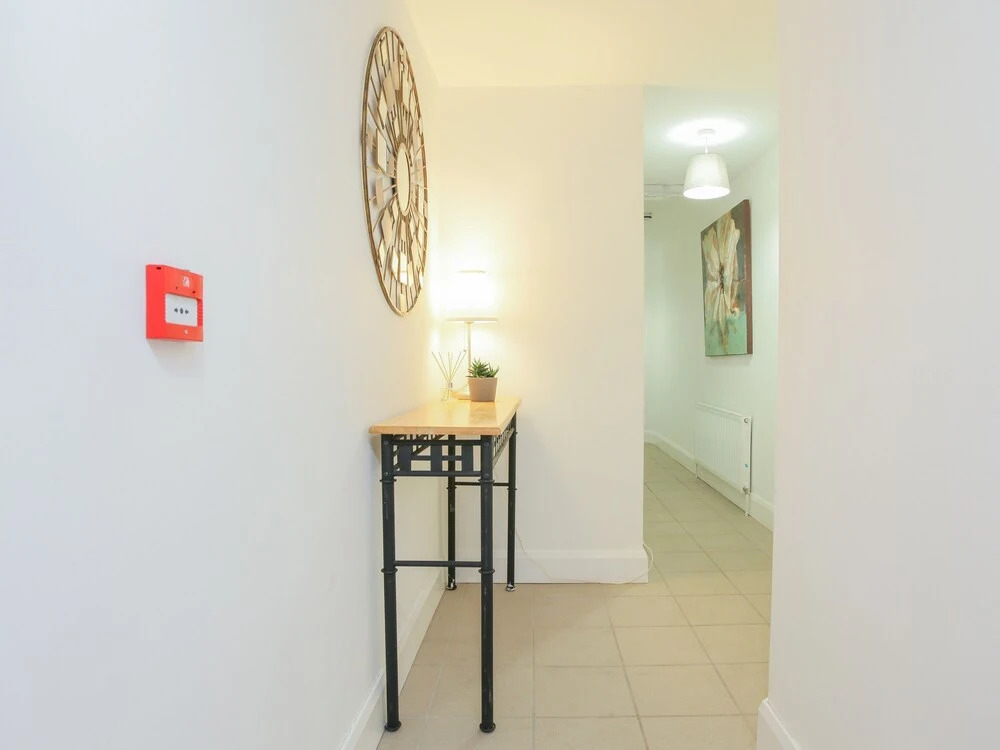 Malone Avenue Apartment