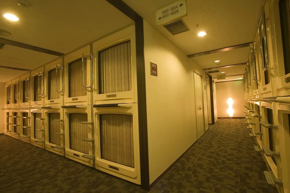 bnb plus Ueno Park Female only