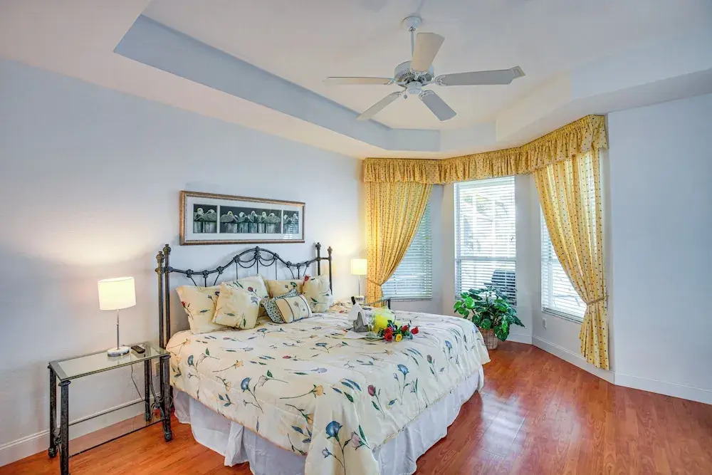 Tarpon Point Retreat w/ Dock: 1 Mi to Marina!