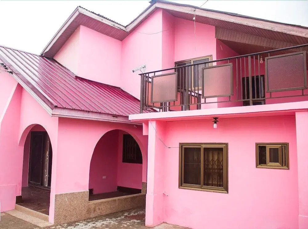 Lexis Lodge