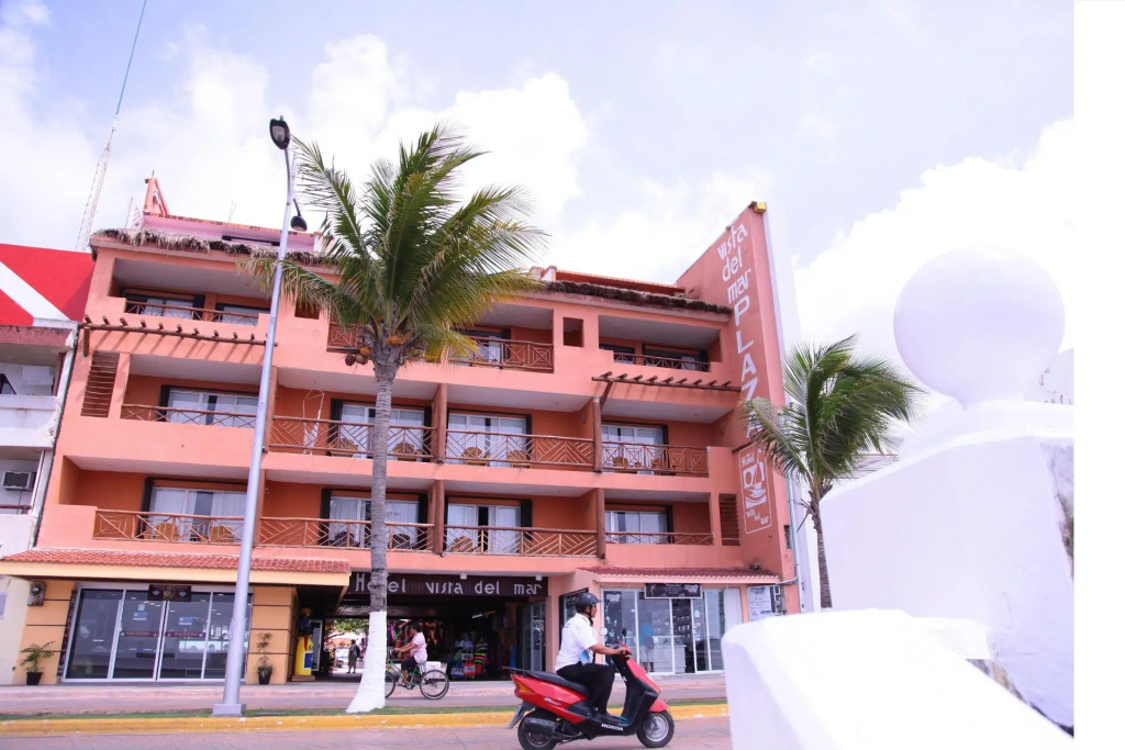 Hotel Vista del Mar with Beach Club access included