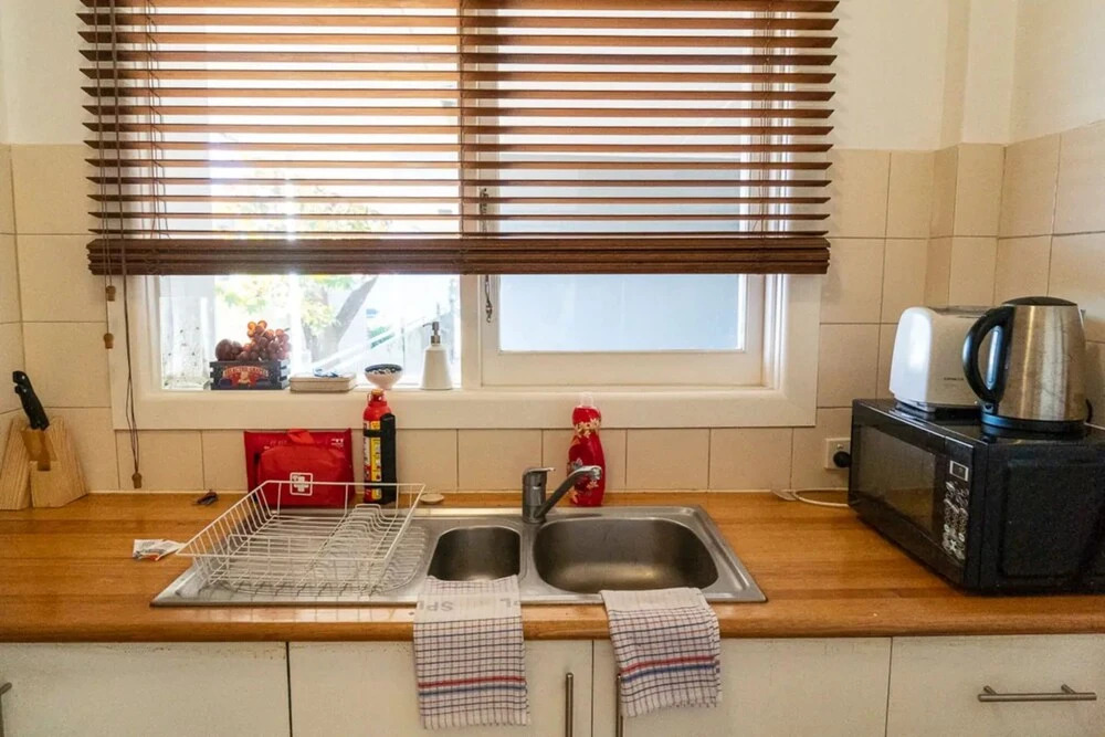 Delightful 3 Bedroom Apartment near Chapel Street in St Kilda