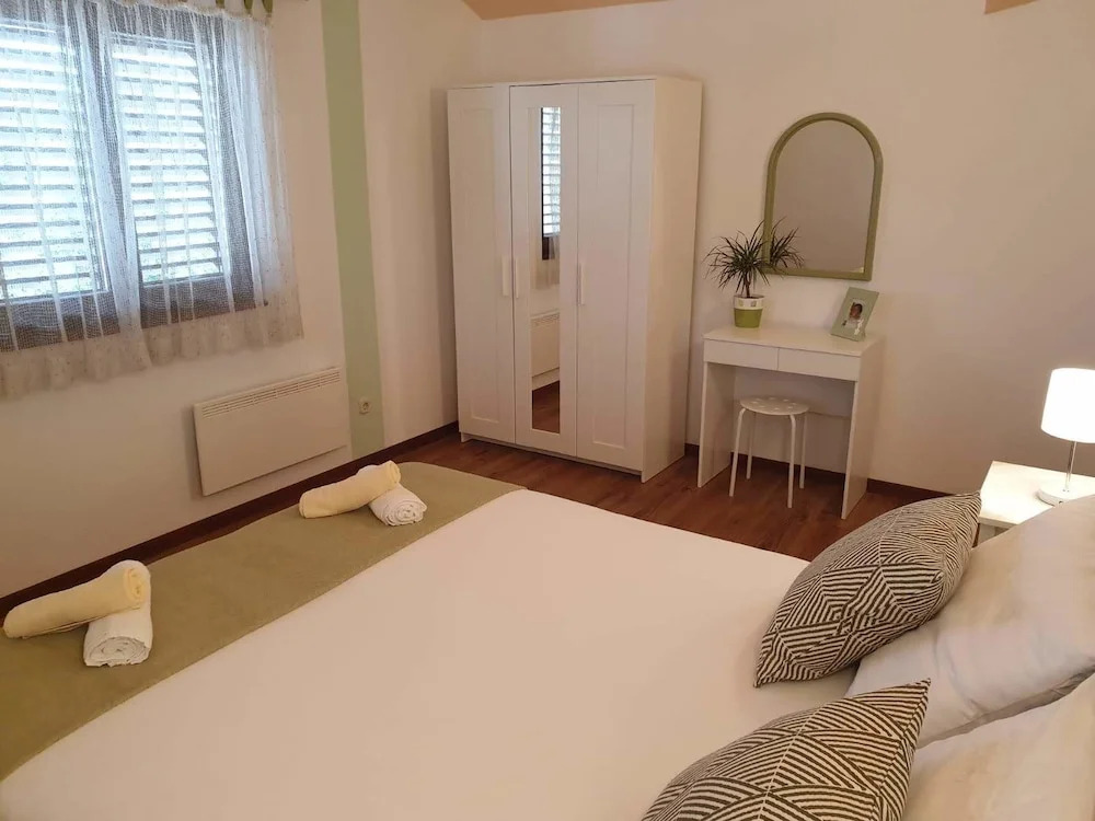 Apartment Body