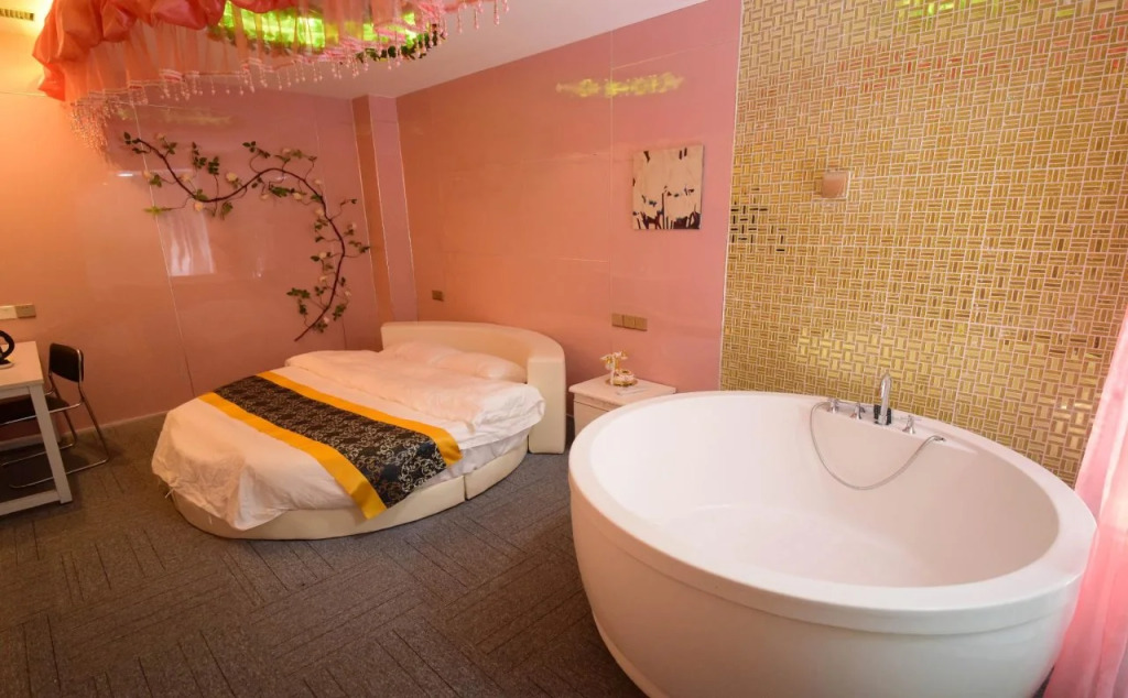 Qingdao Couples Boutique Hotel