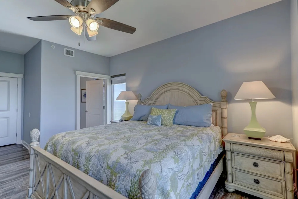 Origin at Seahaven 1701 - 3 Br Condo