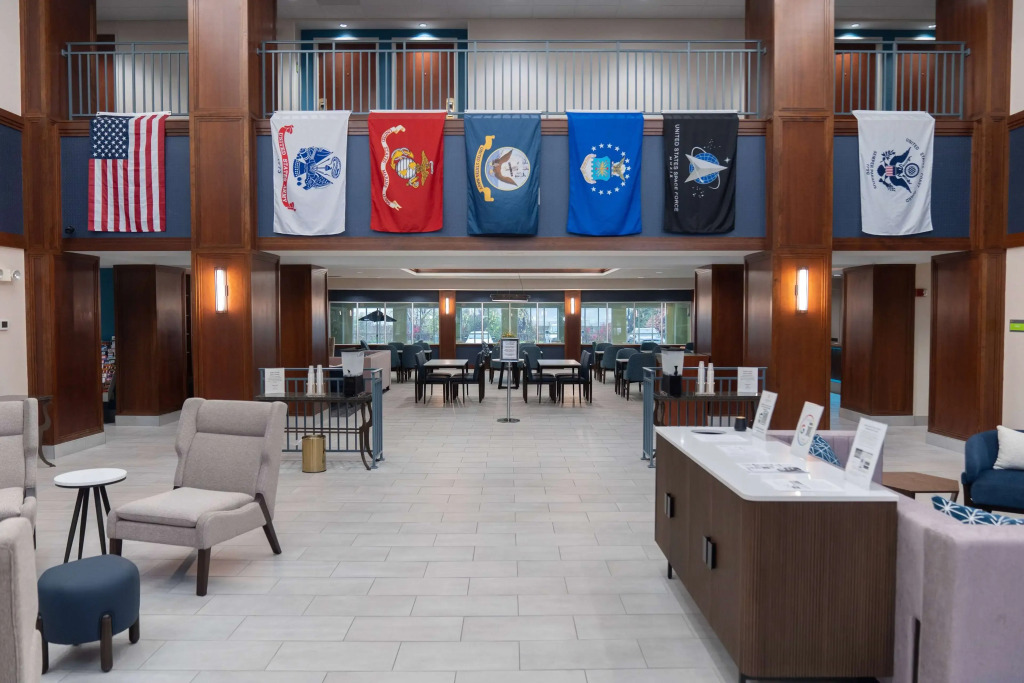 La Quinta by Wyndham Bannockburn-Deerfield