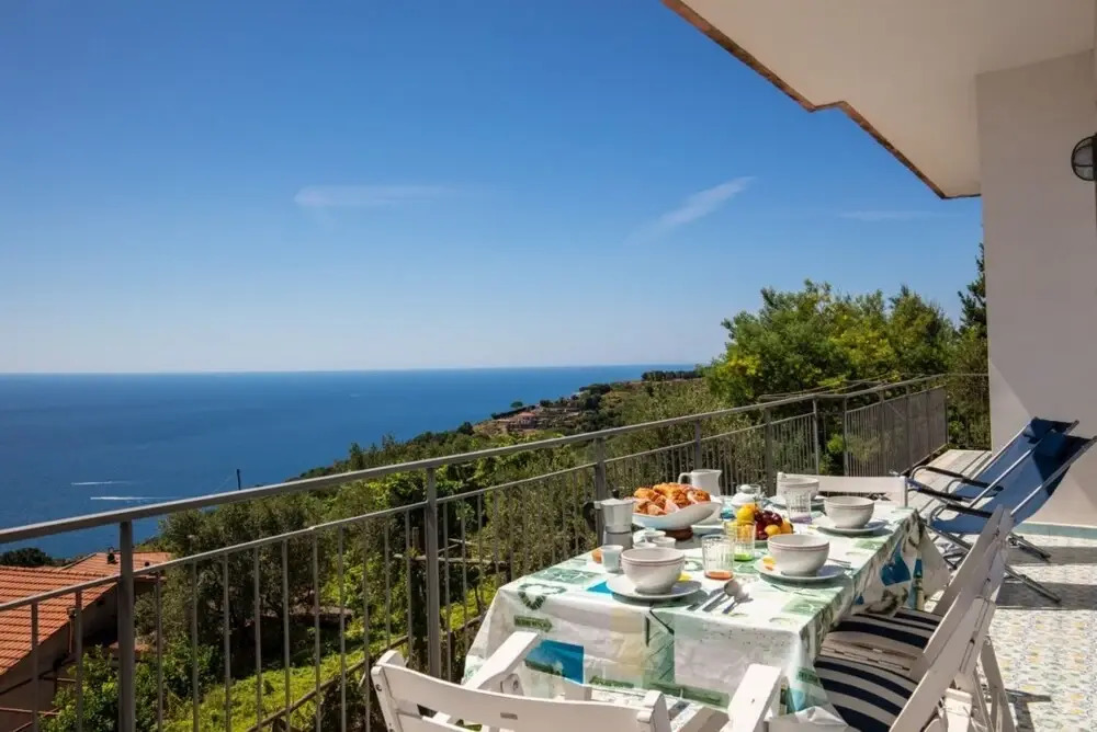 GECA'S House - Panoramic sea view studio