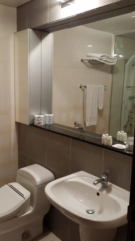 Vabien Suite 1 Serviced Residence