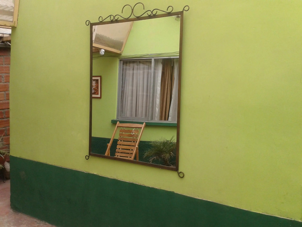 Hostal Isidoros - Terminal de Buses