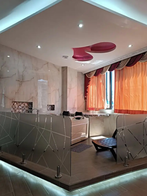 Hostal Kapital City