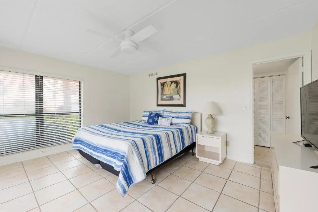Sea Place 14164, 3 Bedrooms, Sleeps 8, Ground Floor, Pool, Tennis, WiFi