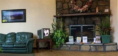 Riverside Motor Lodge