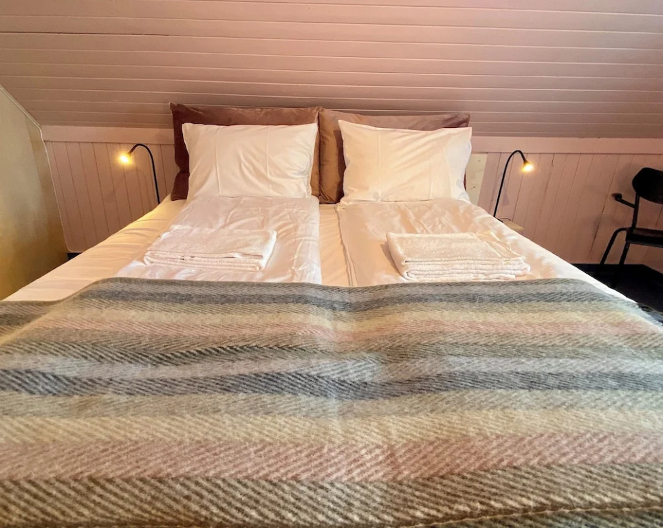 Nøtnes Midnattsol GuestHouse