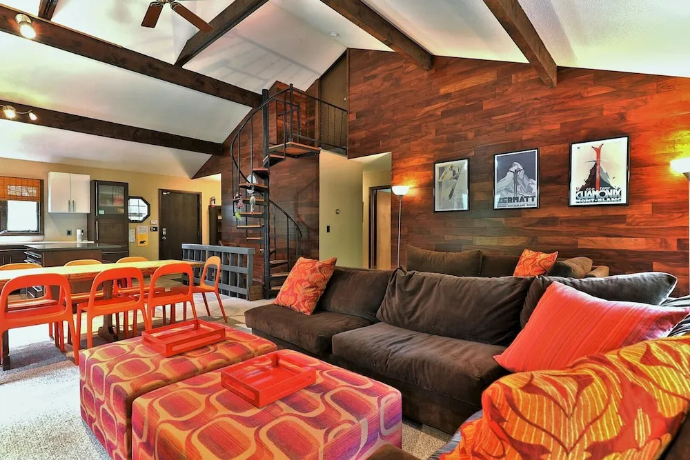 Champagne Chalet - Killington Ski House by Killington Vacation Rentals