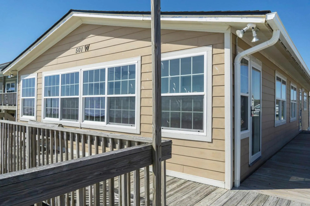 The Beach Fact Oar by Oak Island Accommodations