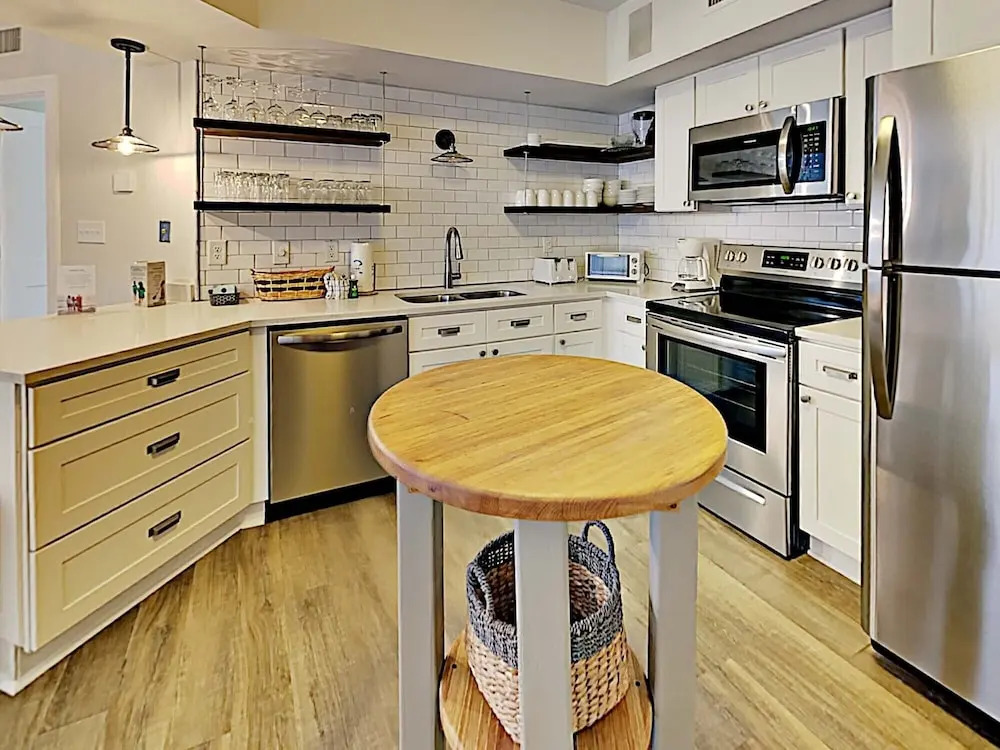 Bluewater #403 by Southern Vacation Rentals