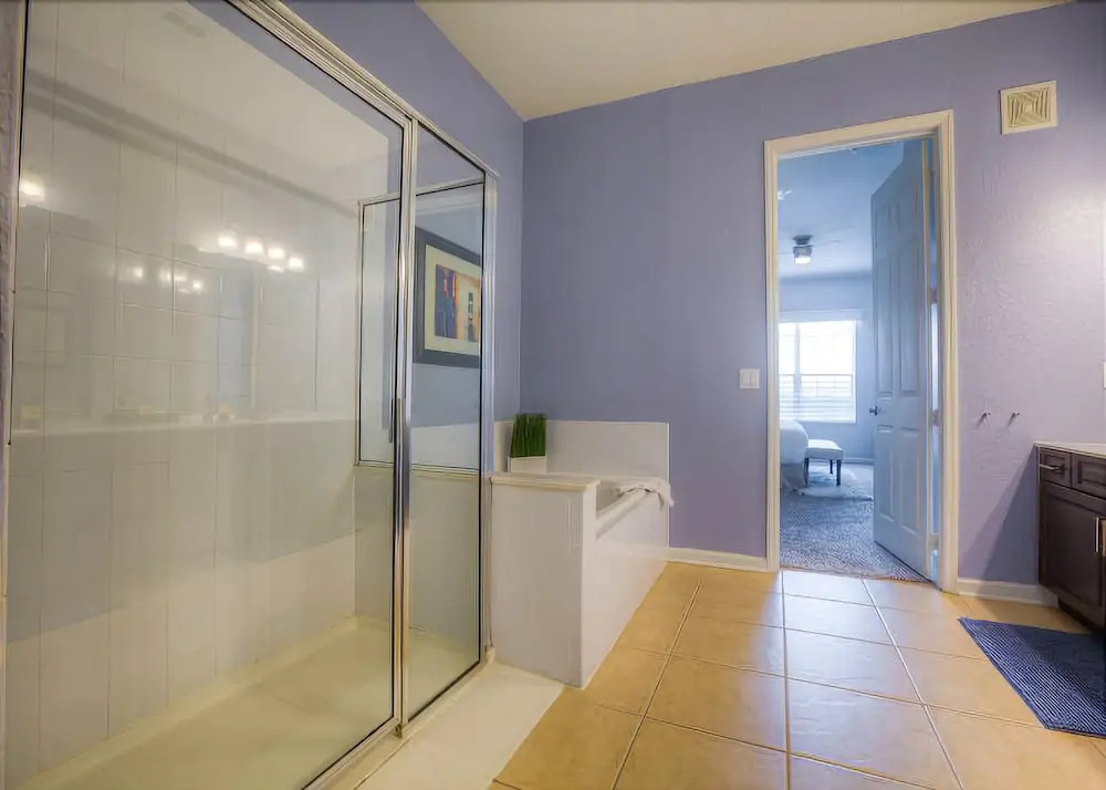 5048 Shoreway Loop #402,
