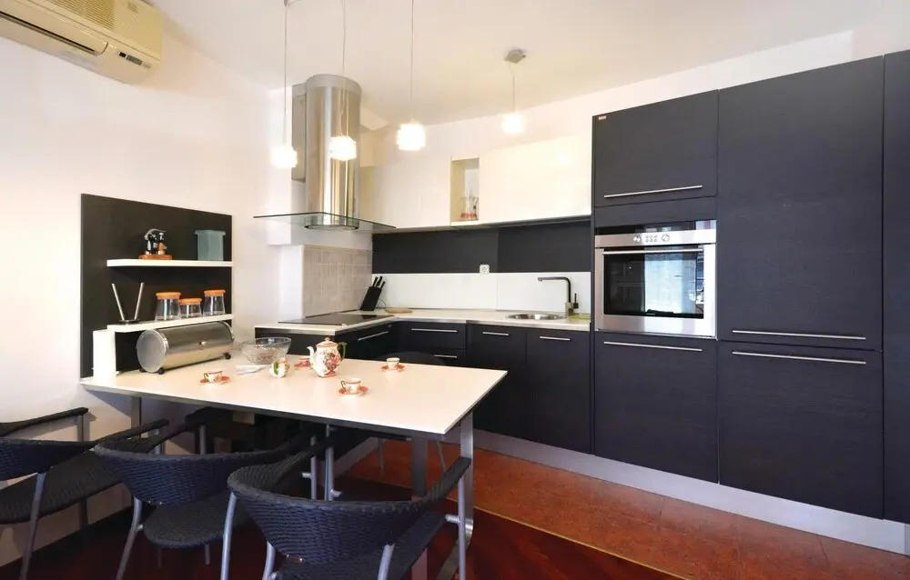 Amazing Home in Split With Wifi and 1 Bedrooms