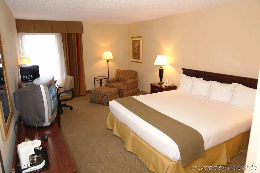 Holiday Inn Express Hotel & Suites Pigeon Forge by IHG