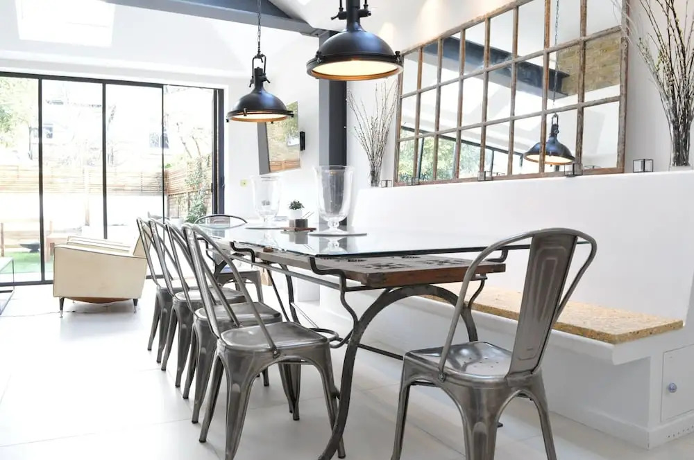 3 Bedroom Family Home In Shepherds Bush