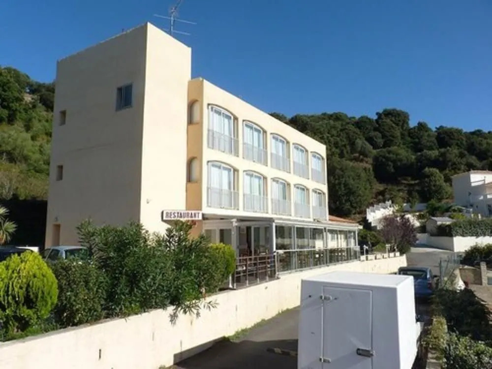 Hotel Alata