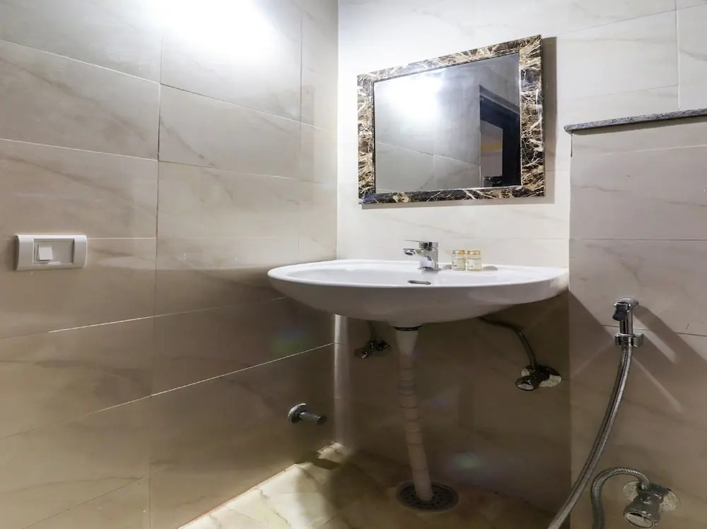 OYO 9941 Hotel P S Grand