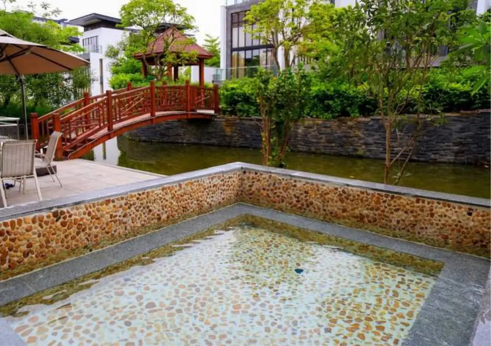 Hot Spring Party Luxury Resort Villa