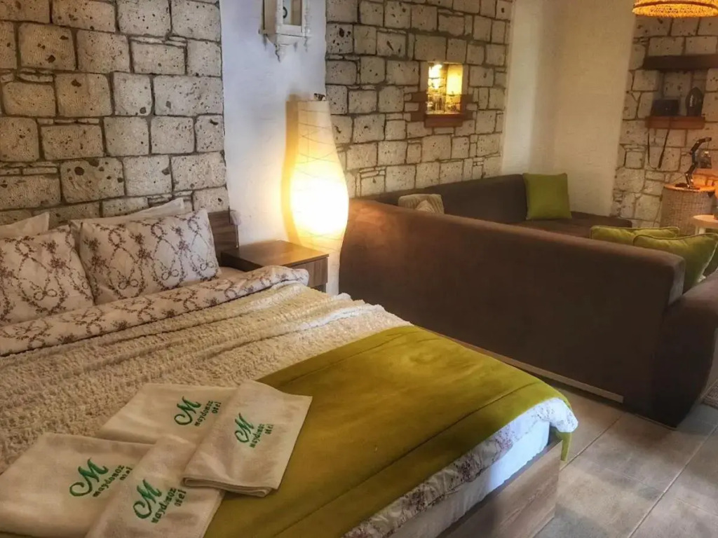 ZEVKLİLER ALAÇATI hotel
