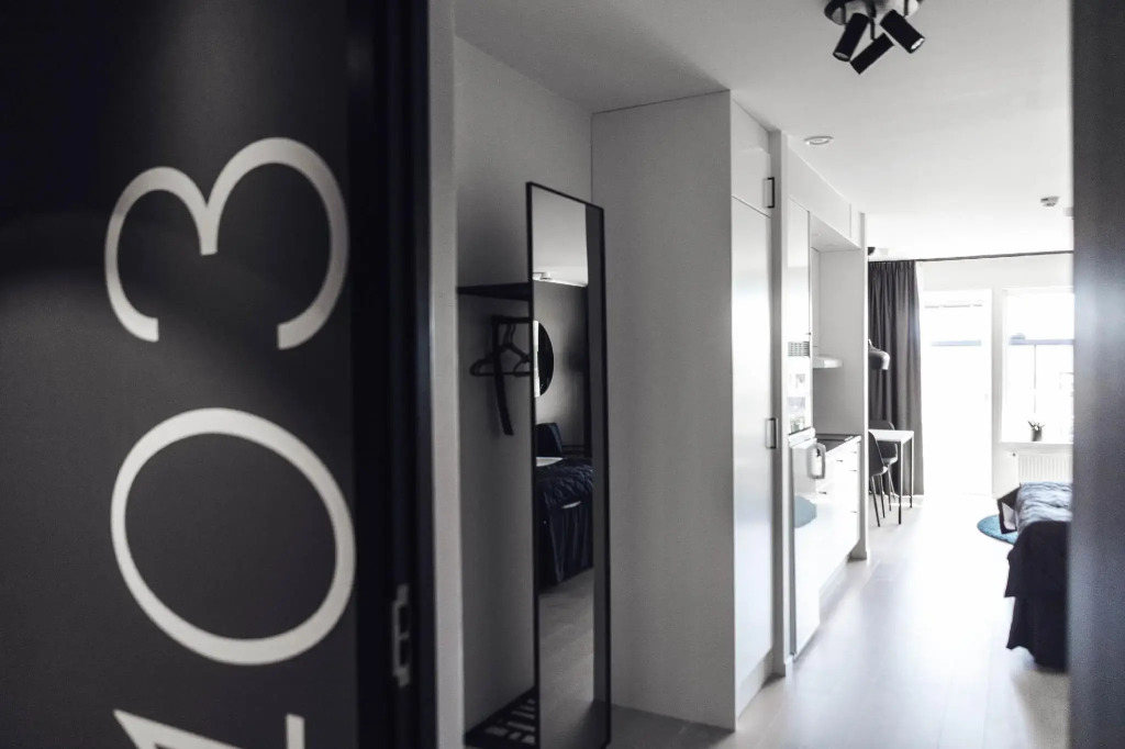 Sky Hotel City Apartments