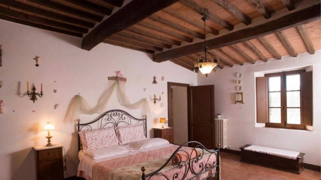 Imposing Villa With 5 Apartments Ideal for Groups Pool -aia Vecchia