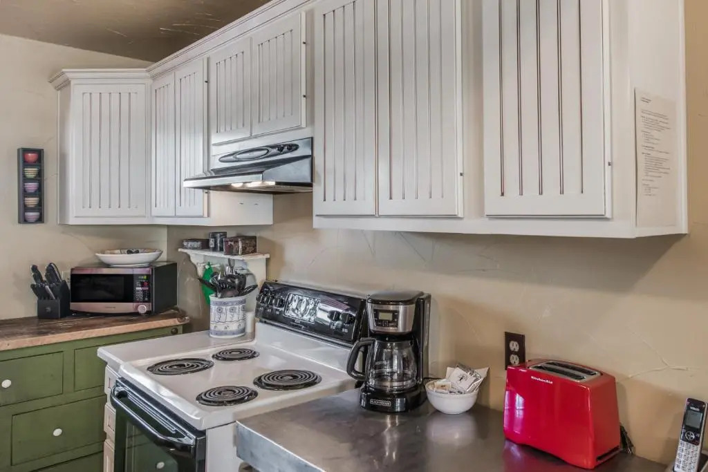 Fox Hollow Condo #35, 2 Bedrooms, Sleeps 4, Decks, Washer and Dryer