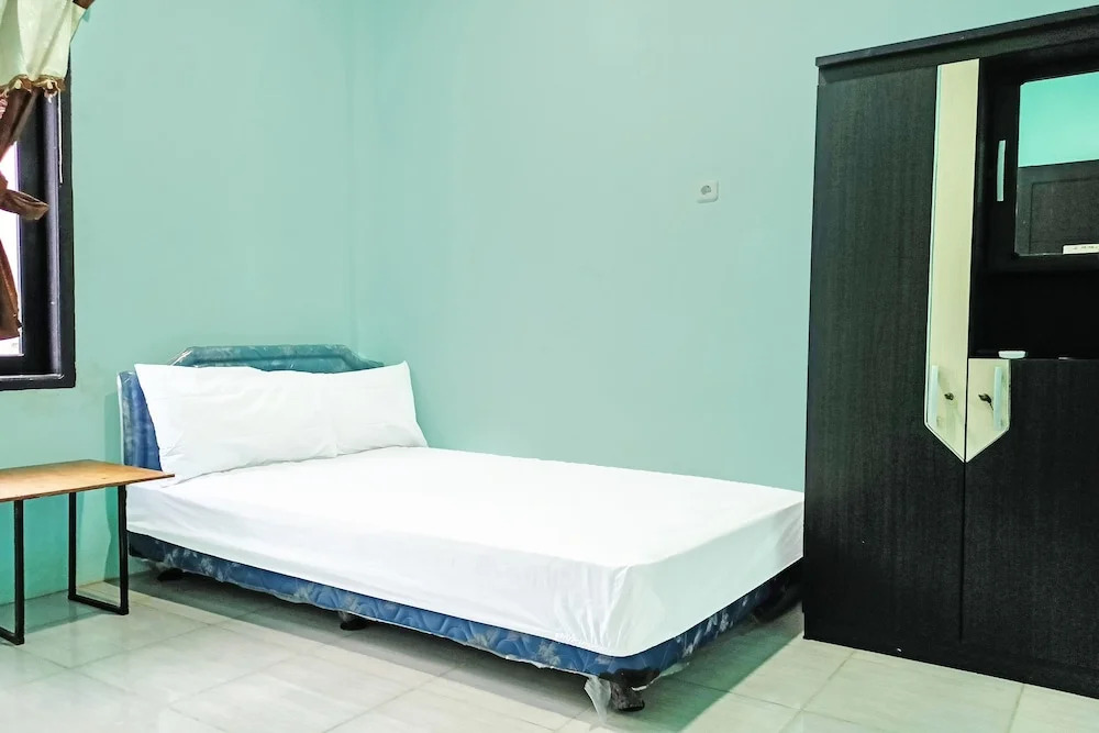 SPOT ON 91791 Homestay Surya Syariah