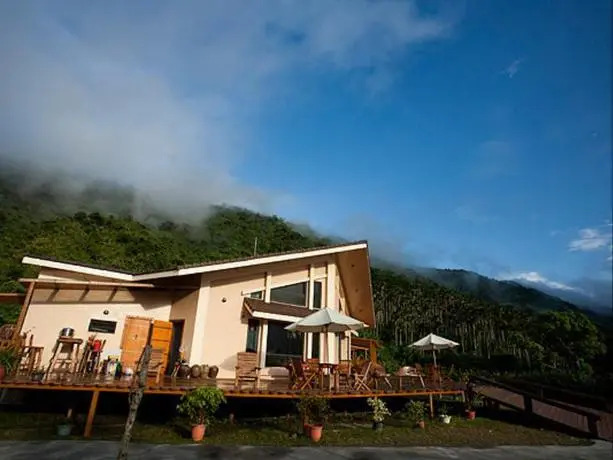 Yi Hey Golden Stronghold Resort
